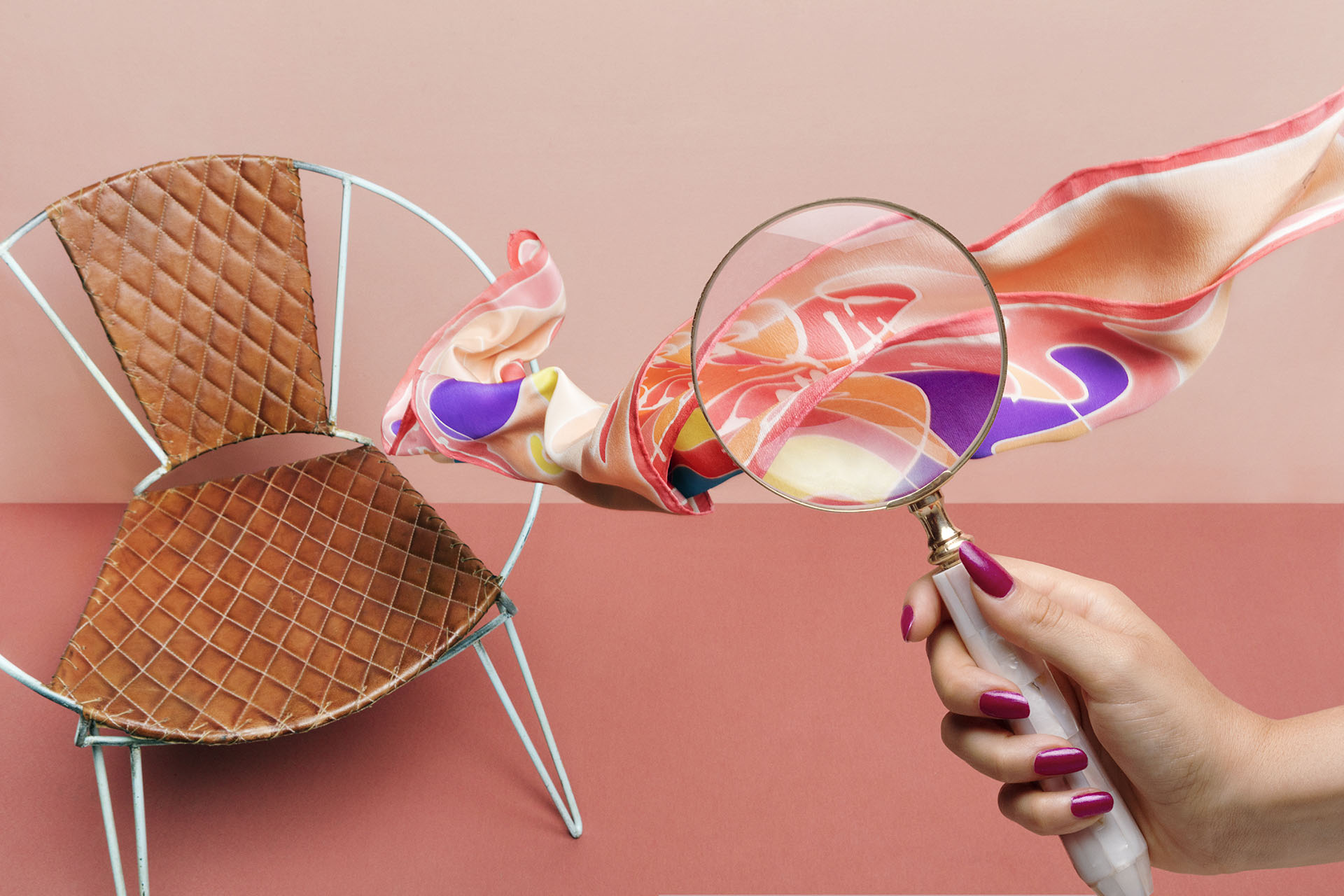 pañuelo-de-seda-surrealistic-silk-viaje-Alfredo-Arranz-luxury-scarve-regalo-unico