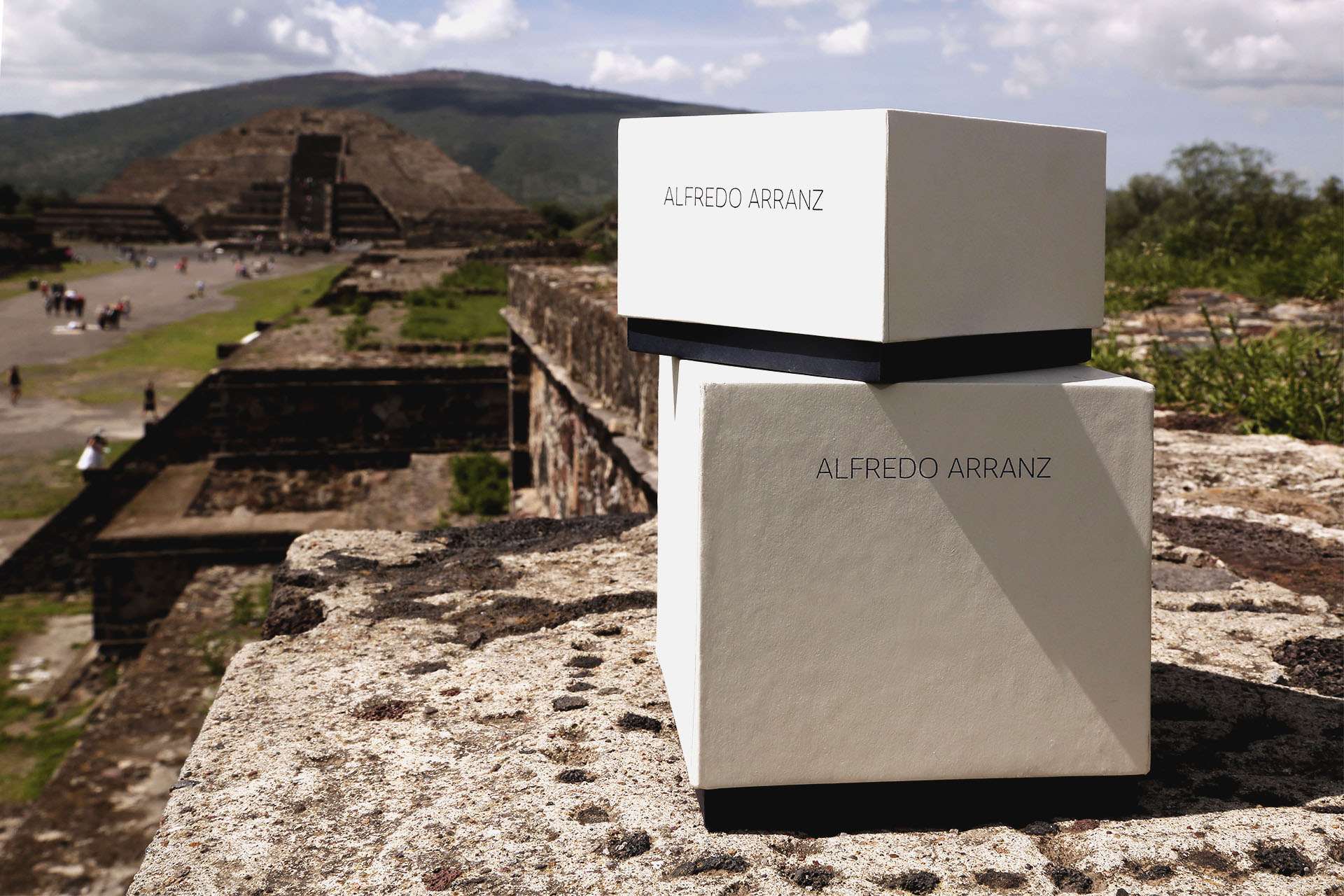 pañuelo-de-seda-Alfredo-Arranz-solerika-4-luxury-scarve-silk